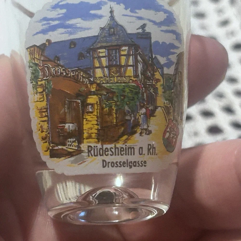 Vintage 2 Gold Rim German Shot Glasses Rüdesheim a.Rh.Drosselgasse + Rudesheim